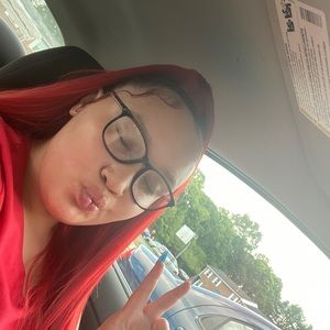 Meet your Posher, Jonaja